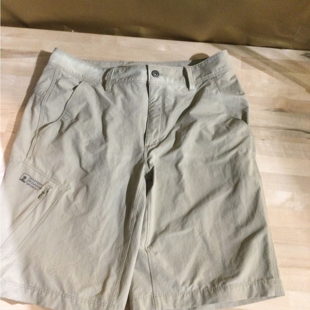 Eastern Mountain Sports Light Tan Cargo Shorts